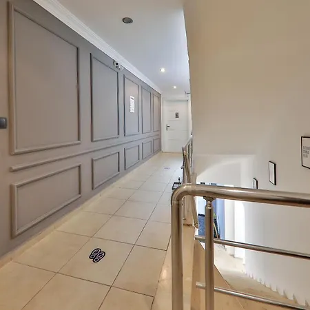 Bossa Nova Aparthotel 4*