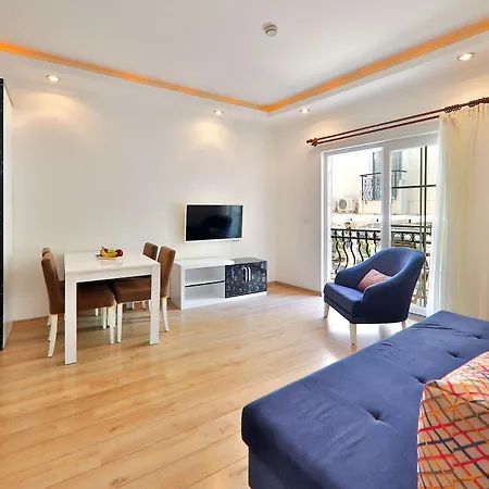 Bossa Nova Apart Otel 4*