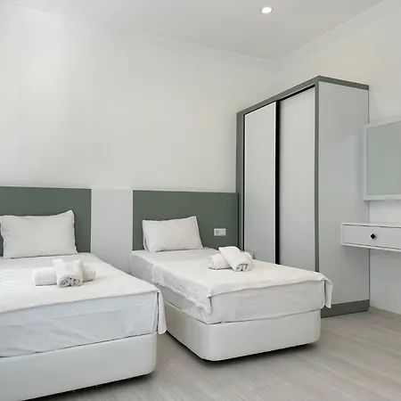 Aparthotel Bossa Nova 2*